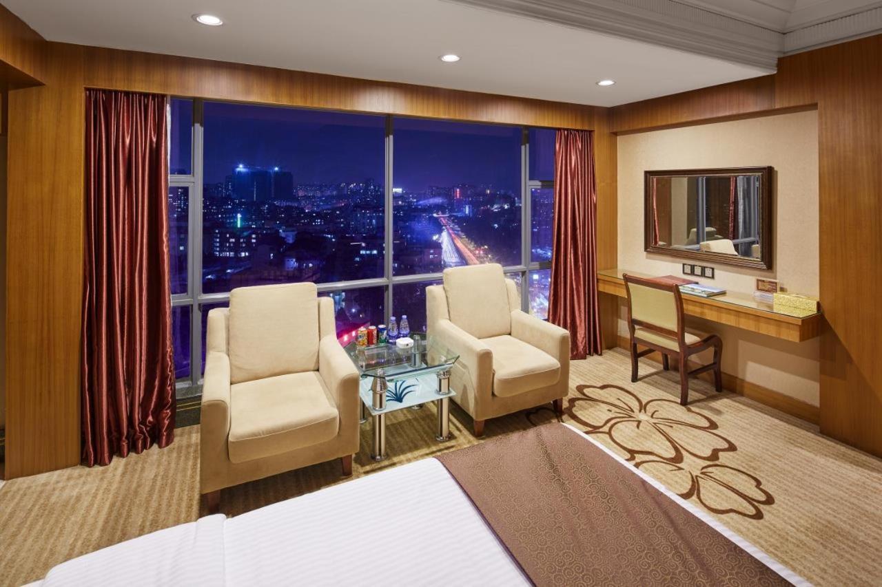 Nanyang King's Gate Hotel Guangzhou Bagian luar foto